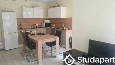 Chambre - 9 m² - 1 pièce