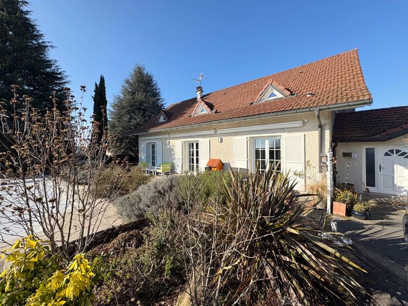 Maison - 200 m² - 5 pièces