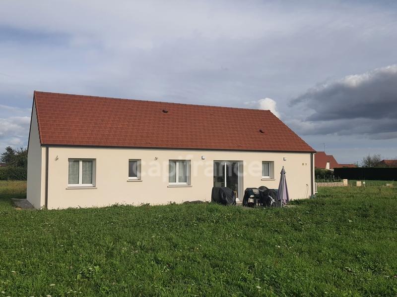 Maison - 90 m² - 4 pièces