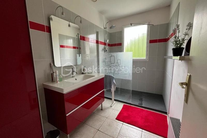 Maison - 97 m² - 4 pièces