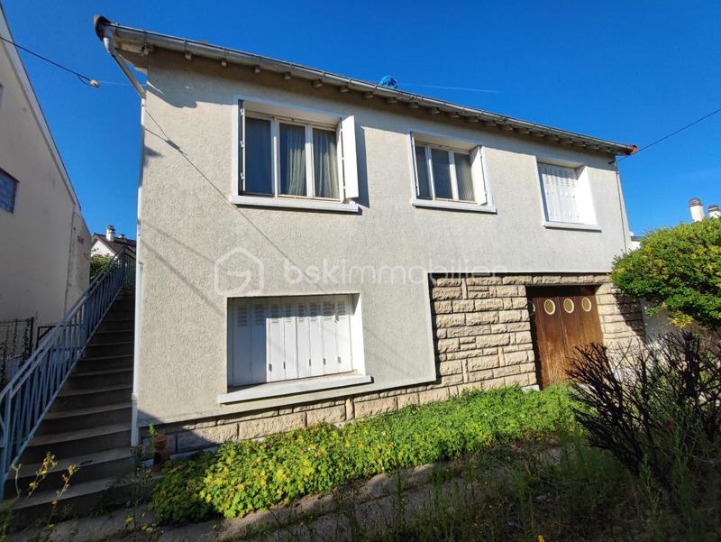 Maison - 130 m² - 5 pièces