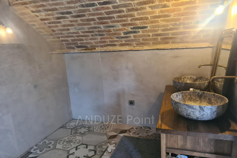 Maison - 225 m² - 6 pièces