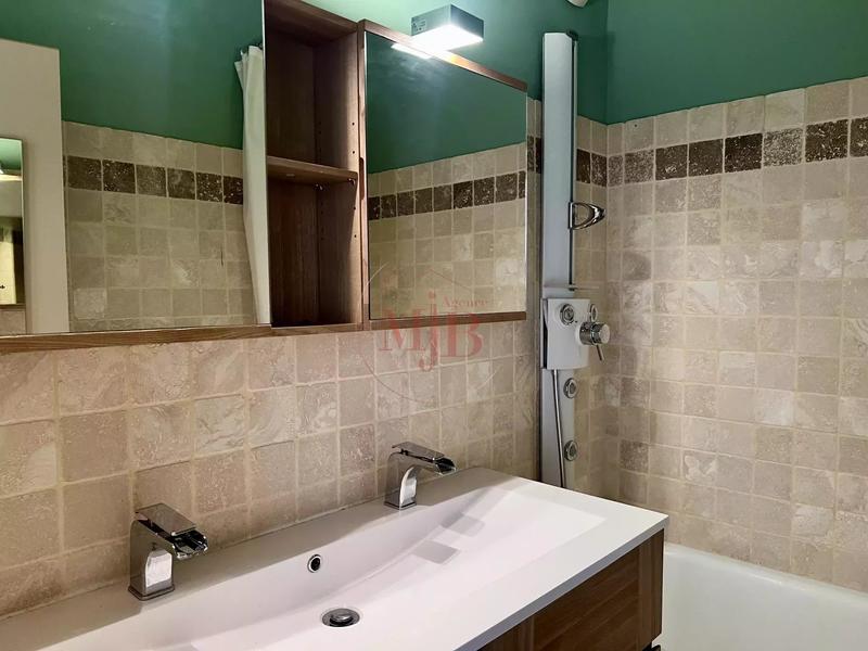 Appartement - 190 m² - 7 pièces