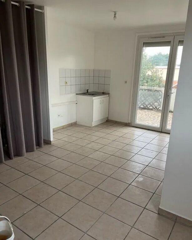 Studio - 25 m² - 1 pièce