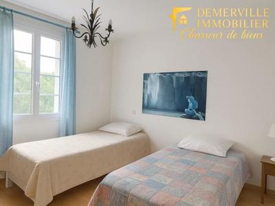 Pavillon - 121 m² - 5 pièces