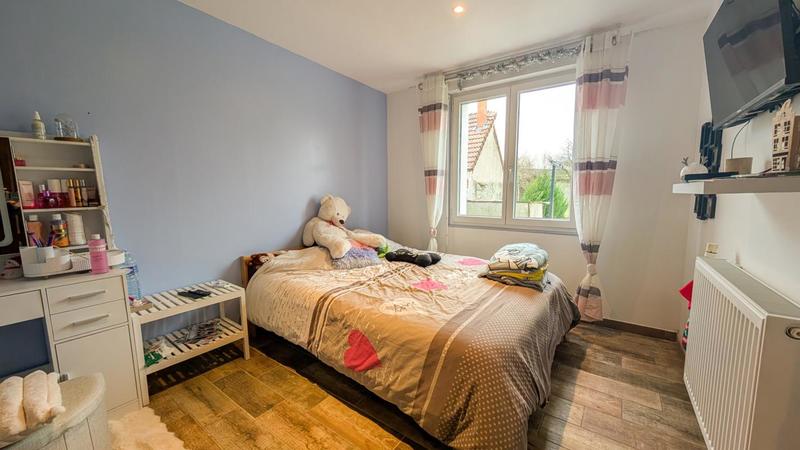 Pavillon - 1 195 m² - 6 pièces