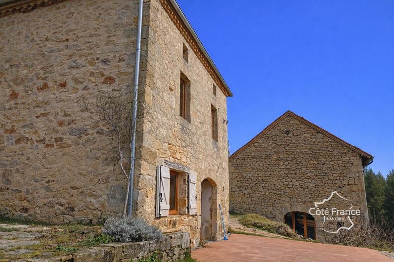 Maison - 172 m² - 6 pièces