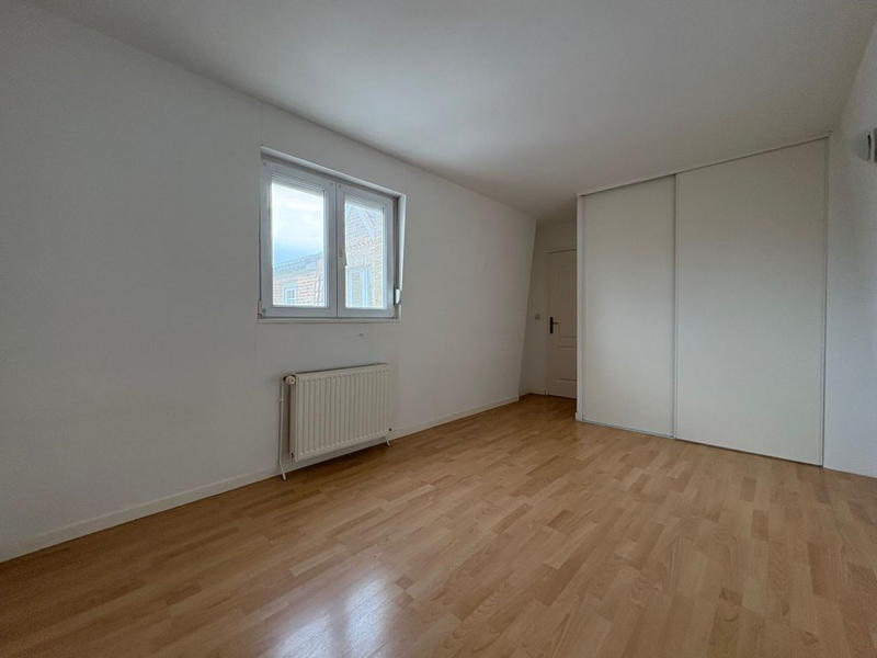 Maison - 105 m² - 4 pièces