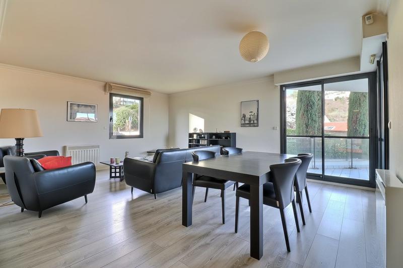 Appartement - 86 m² - 3 pièces