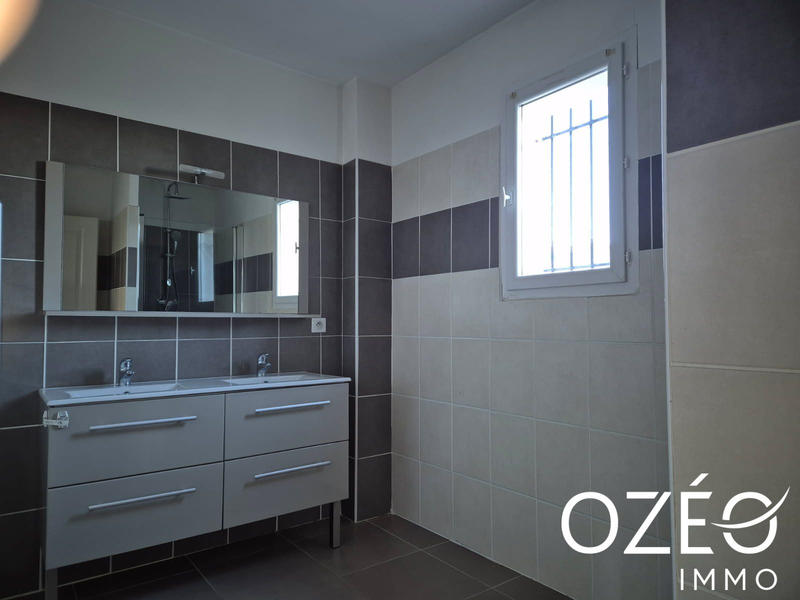 Villa - 96 m² - 4 pièces