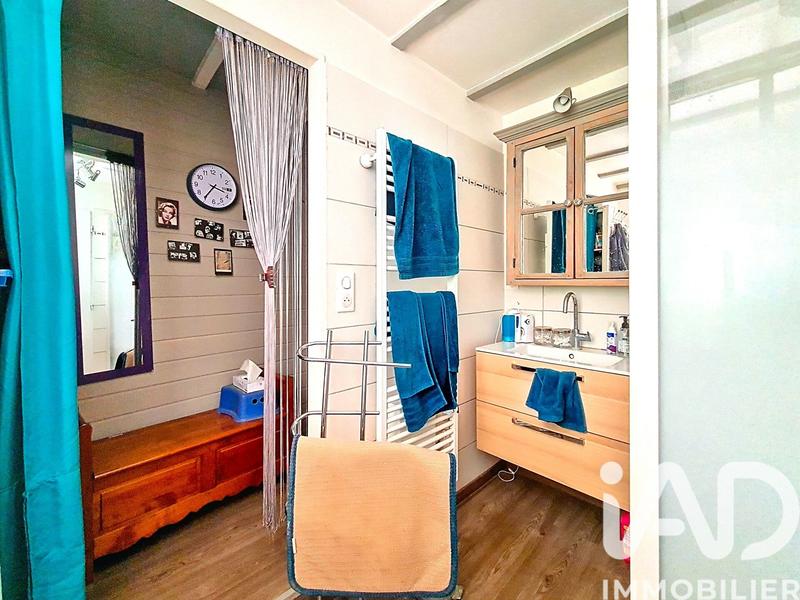 Maison - 275 m² - 11 pièces