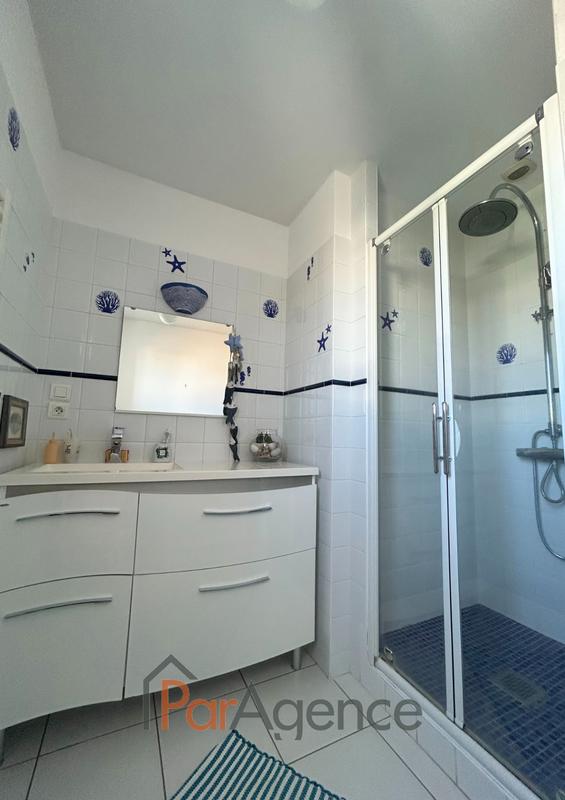 Maison - 184 m² - 6 pièces