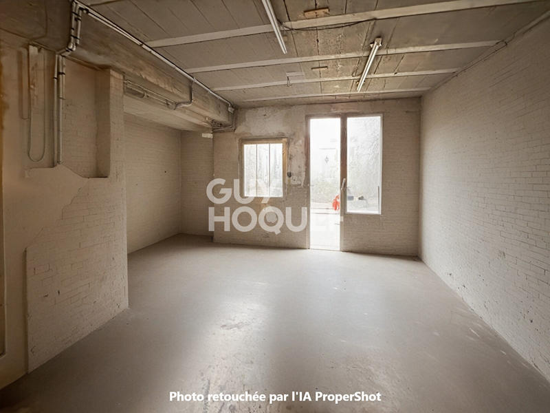 Local d'activités - 167 m² - 6 pièces