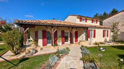 Maison - 126 m² - 6 pièces