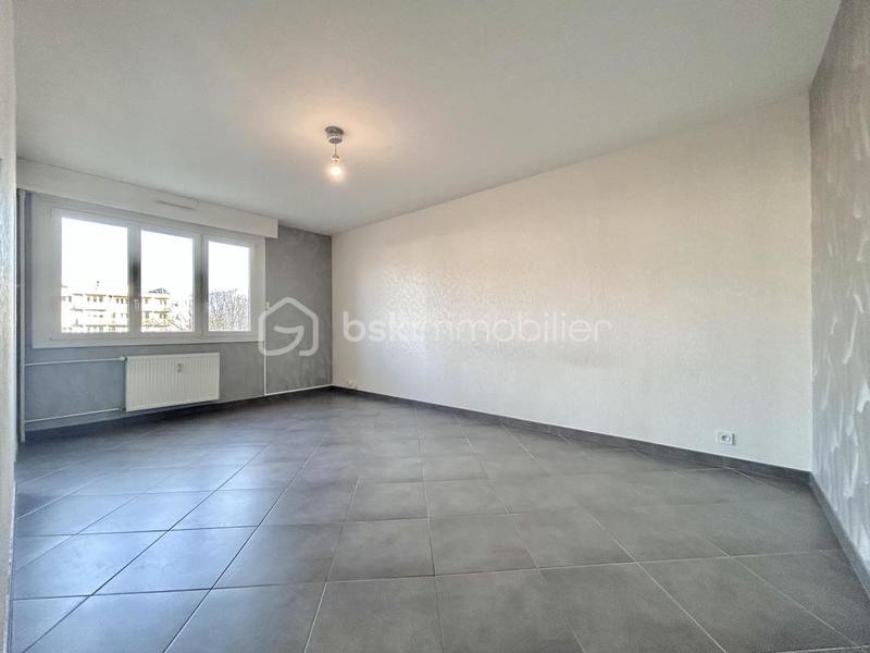 Appartement - 79 m² - 4 pièces