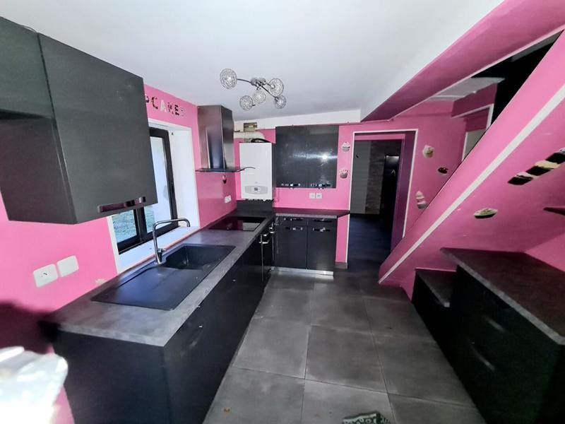 Maison - 89 m² - 5 pièces