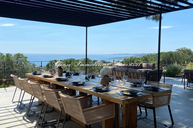 Villa - 360 m² - 6 pièces