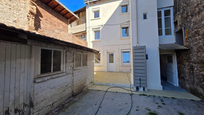 Maison - 166 m² - 8 pièces