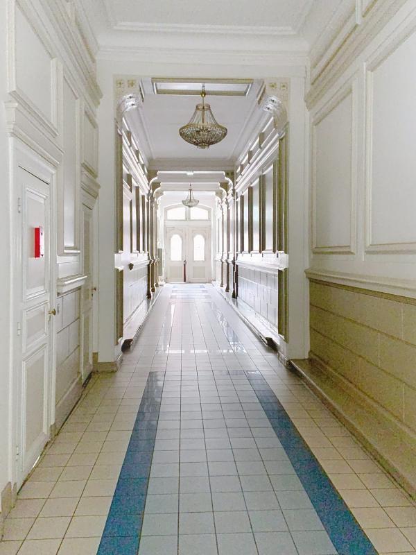 Local d'activité / Entrepôt - 72 m² - 3 pièces