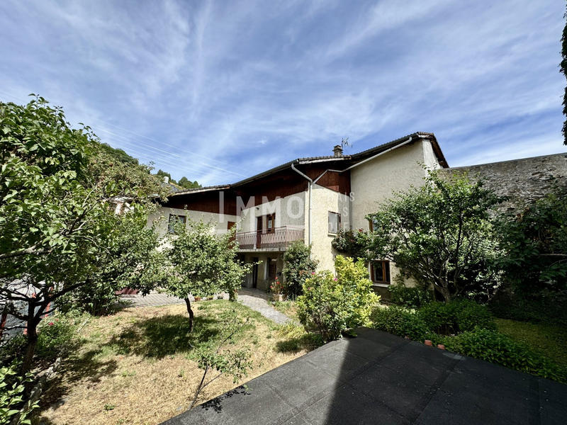 Maison ancienne - 90 m² - 4 pièces