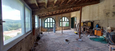 Maison de village - 460 m² - 20 pièces