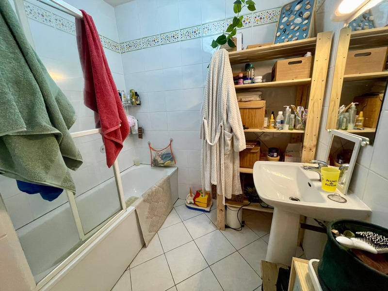 Appartement - 80 m² - 3 pièces