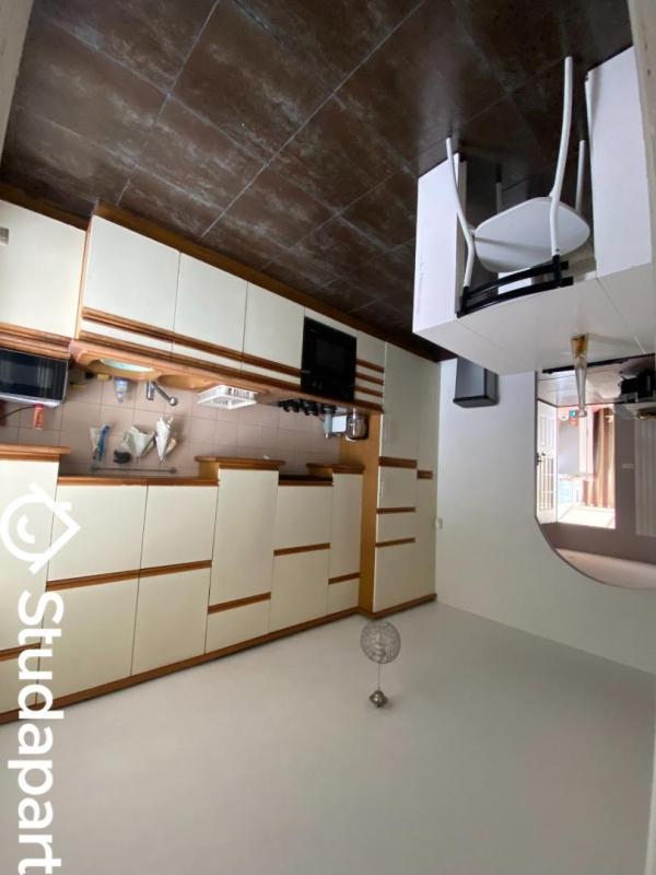 Chambre - 12 m² - 1 pièce