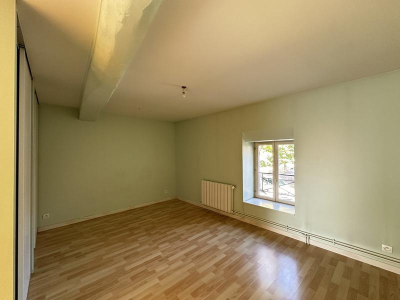 Maison ancienne - 151 m² - 8 pièces