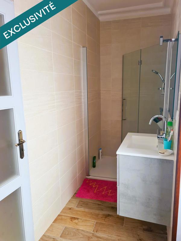 Maison - 211 m² - 8 pièces