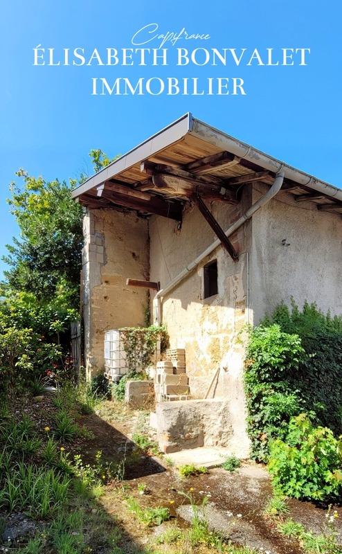 Corps de ferme - 560 m² - 4 pièces