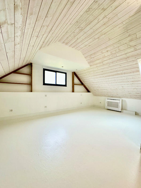 Maison - 170 m² - 7 pièces