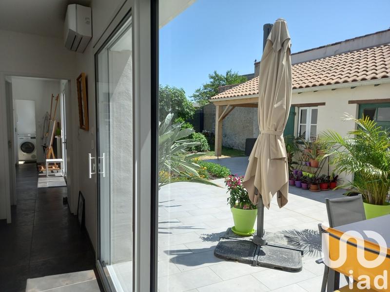 Maison - 230 m² - 9 pièces