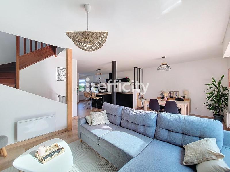 Pavillon - 90 m² - 4 pièces