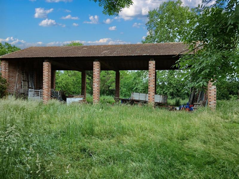 Maison - 392 m² - 12 pièces