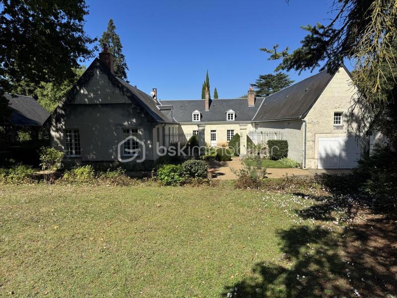 Demeure - 320 m² - 9 pièces