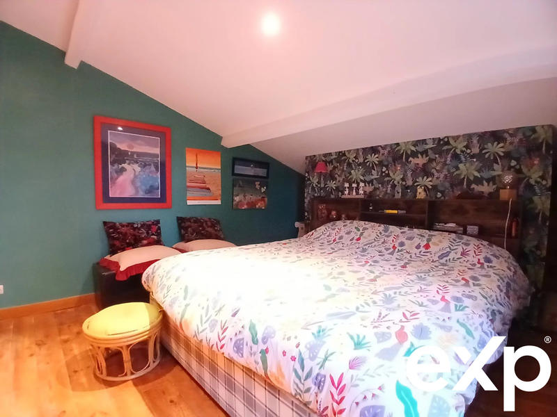 Maison - 97 m² - 5 pièces