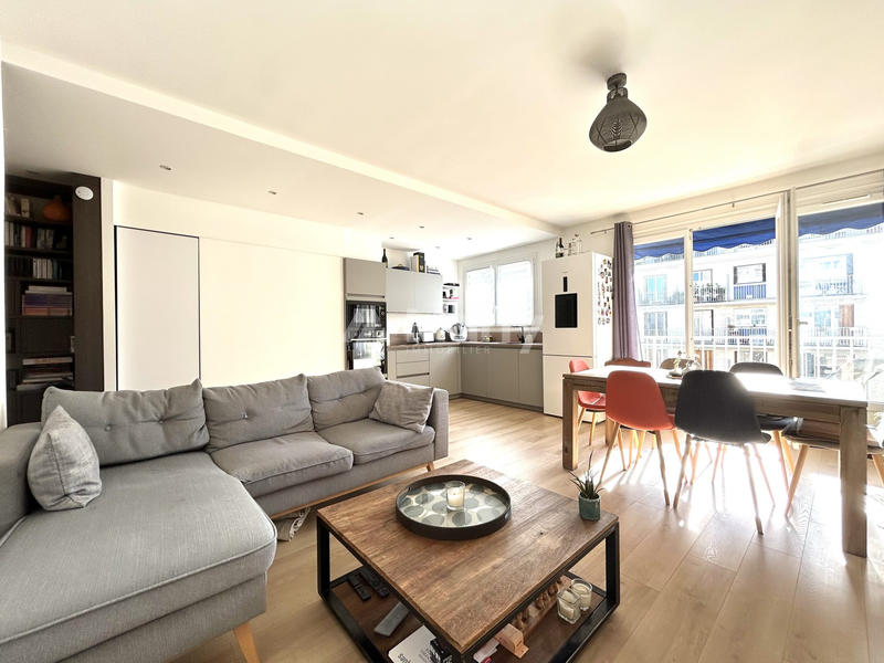 Appartement - 83 m² - 4 pièces