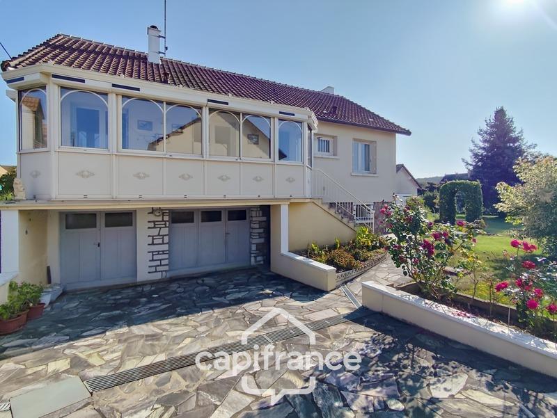 Maison - 93 m² - 5 pièces