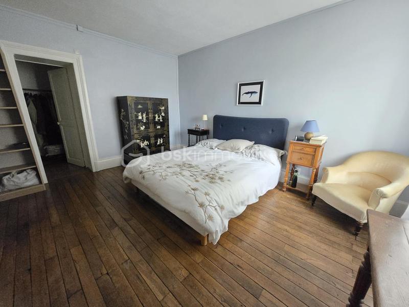 Maison de ville - 204 m² - 7 pièces