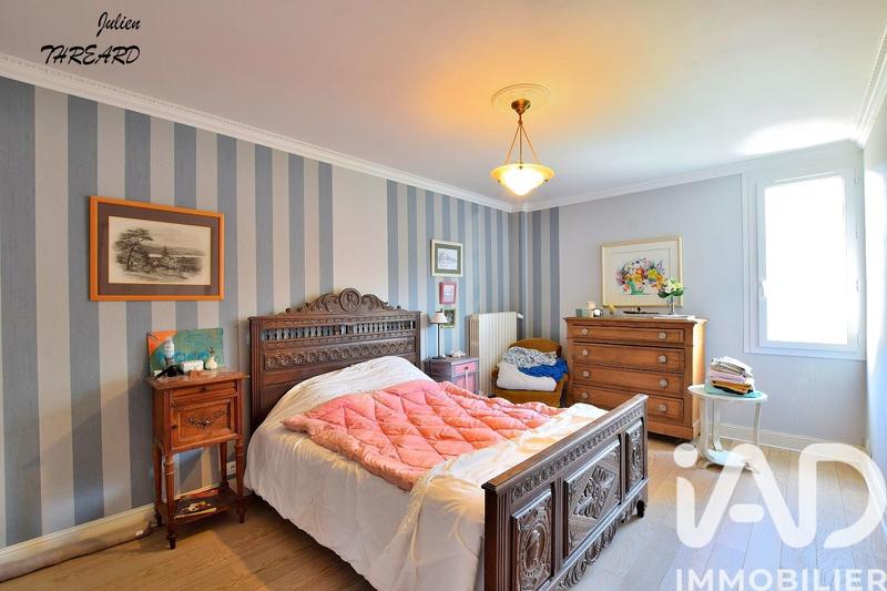 Maison - 212 m² - 6 pièces