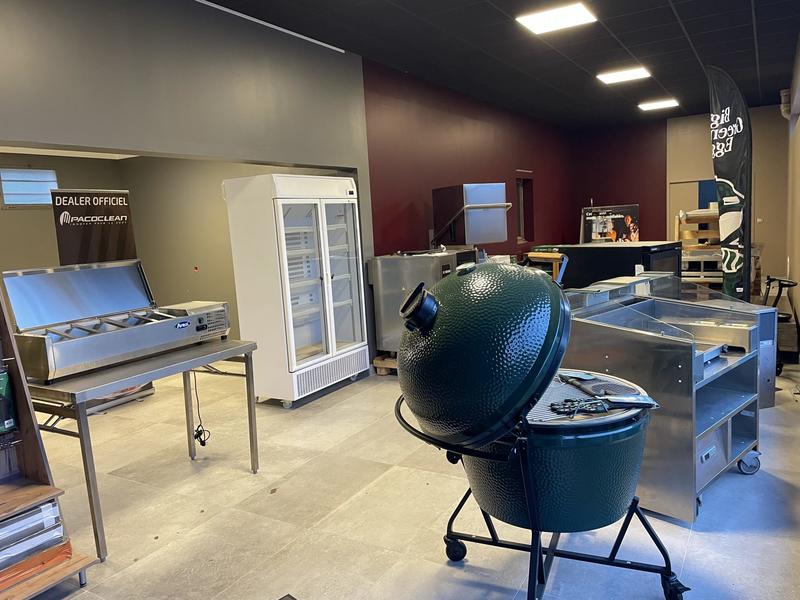 Local commercial - 141 m²