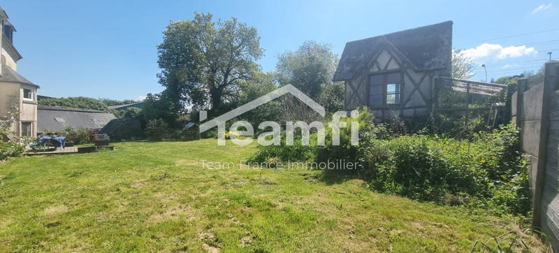 Maison - 245 m² - 7 pièces