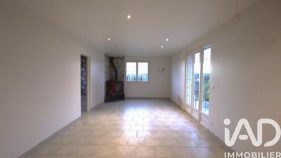 Maison - 99 m² - 5 pièces