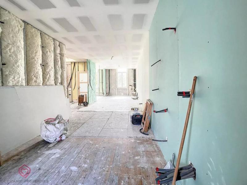 Entrepôt - 154 m² - 2 pièces