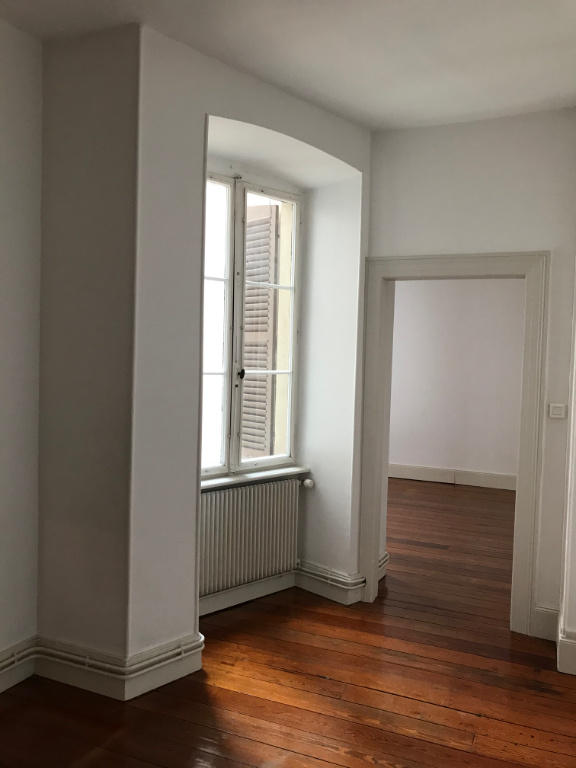 Appartement - 76 m² - 3 pièces