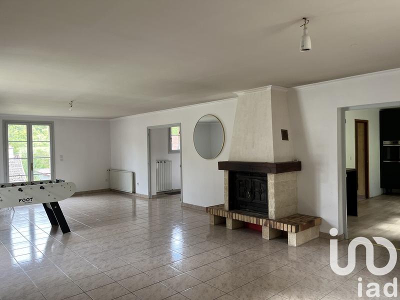 Maison - 198 m² - 8 pièces