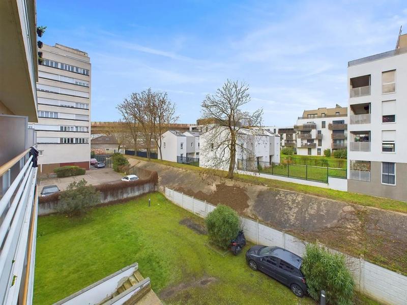 Studio - 28 m² - 1 pièce