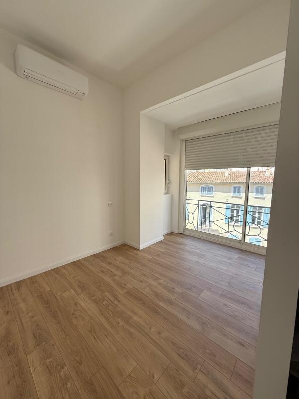 Appartement - 86 m² - 5 pièces