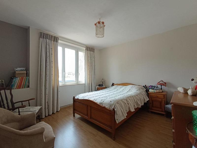 Maison - 143 m² - 6 pièces