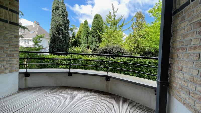 Appartement - 99 m² - 5 pièces